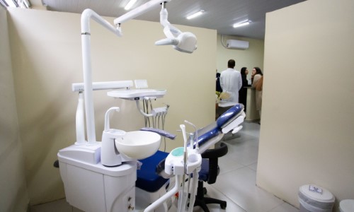 Prefeitura de Volta Redonda entrega nova clínica odontológica a moradores do Açude